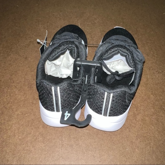 NWT boys black athletic works sneakers - Picture 2 of 4